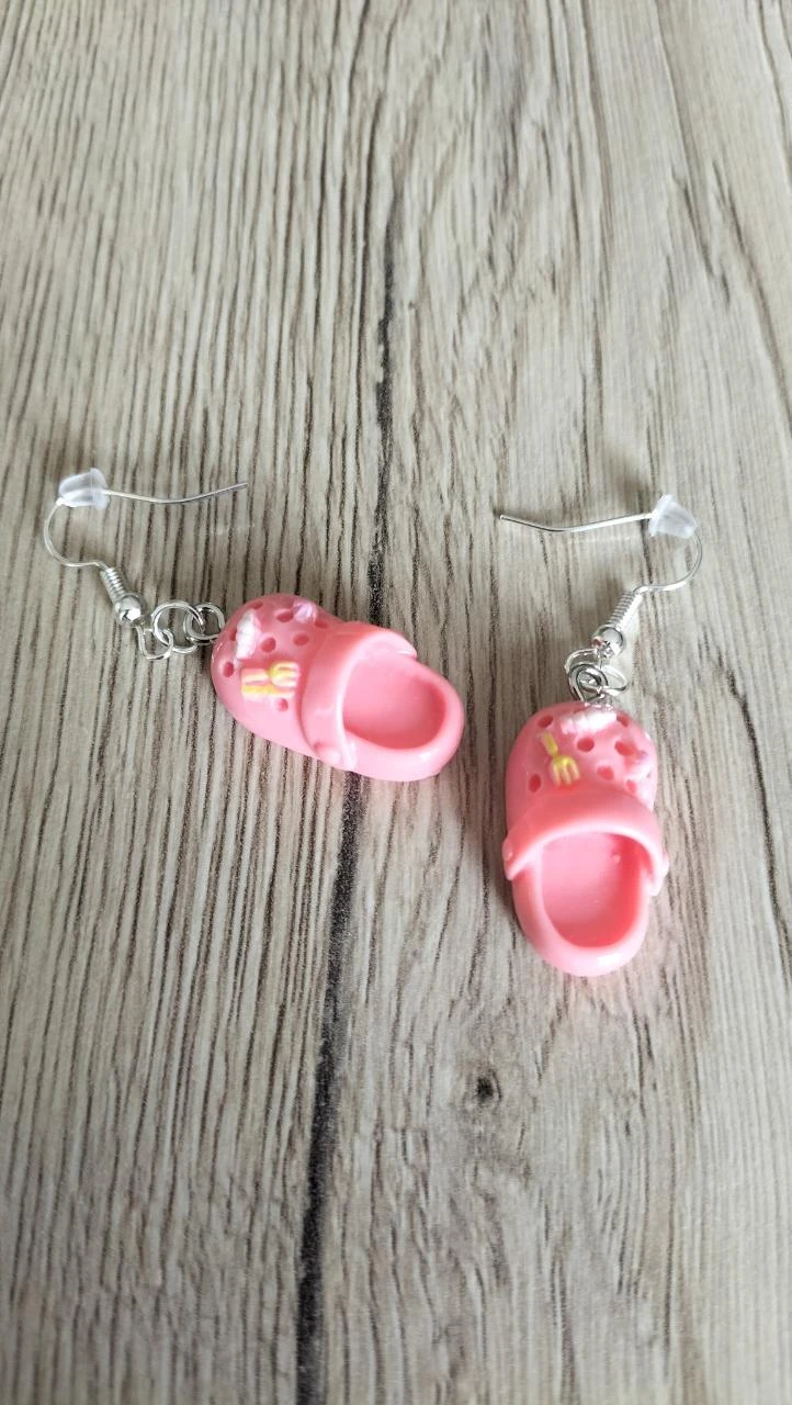 Boucles d'oreilles crocs sabots roses